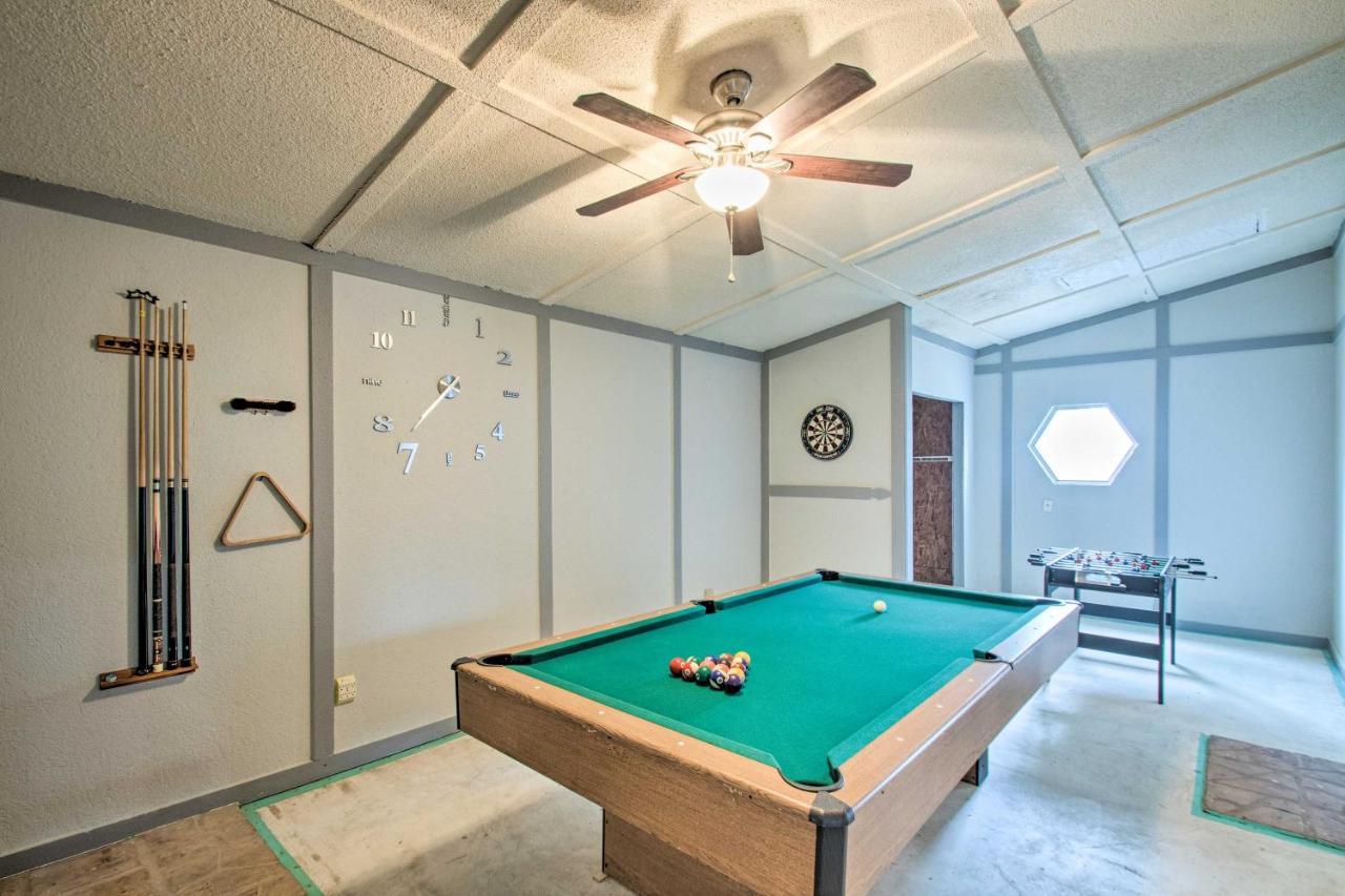 2-Story Pensacola Home With Game Room And Private Yard Exteriér fotografie